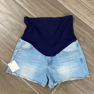 Maternity shorts